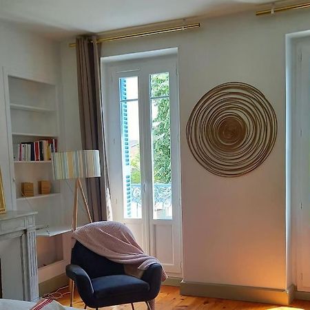 מון-דה-מרסן Maison Nadaud Avec Parking Prive מראה חיצוני תמונה