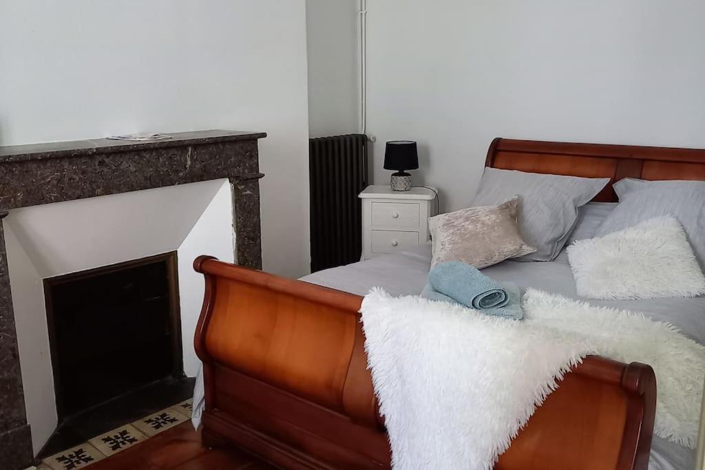 מון-דה-מרסן Maison Nadaud Avec Parking Prive מראה חיצוני תמונה